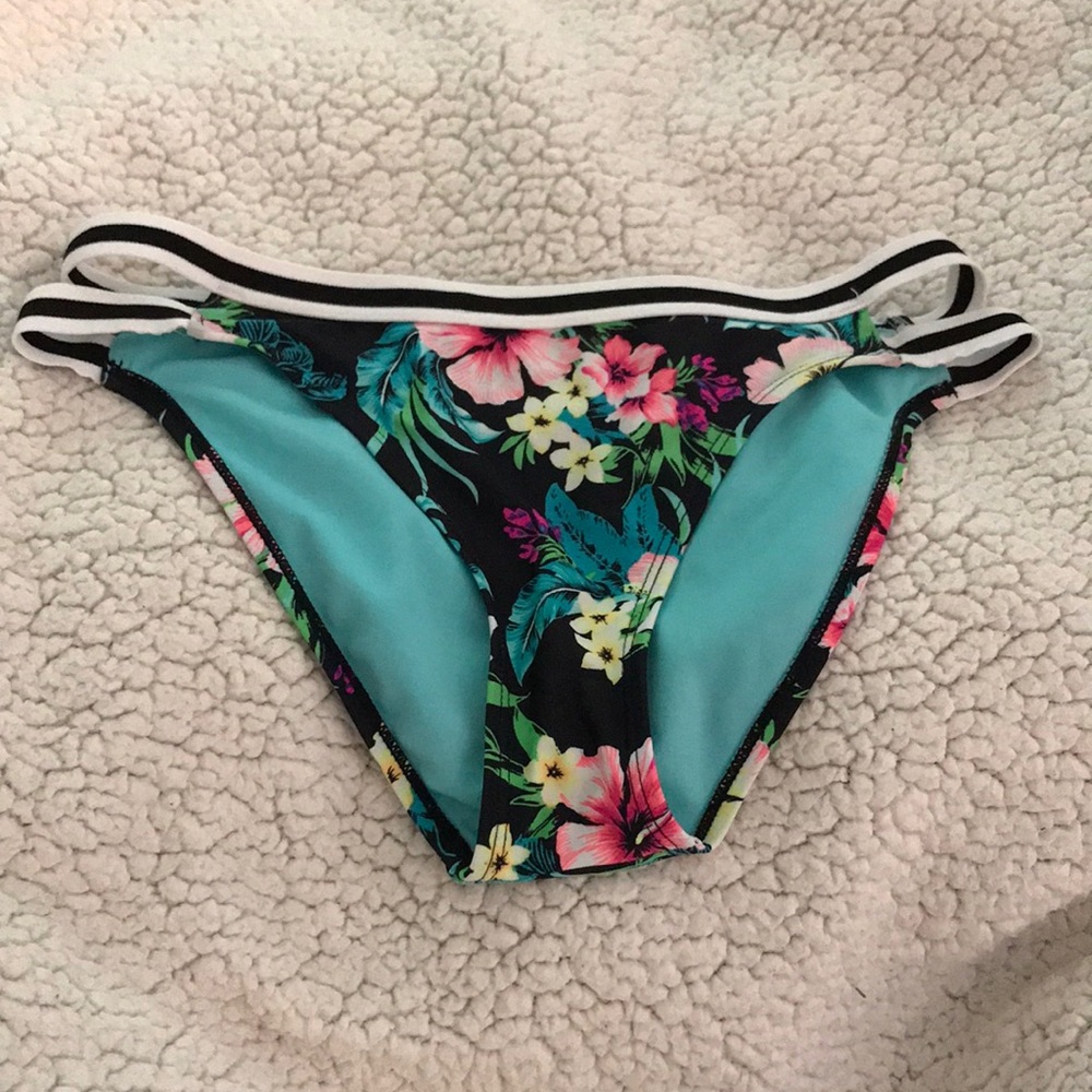 bikini bottom